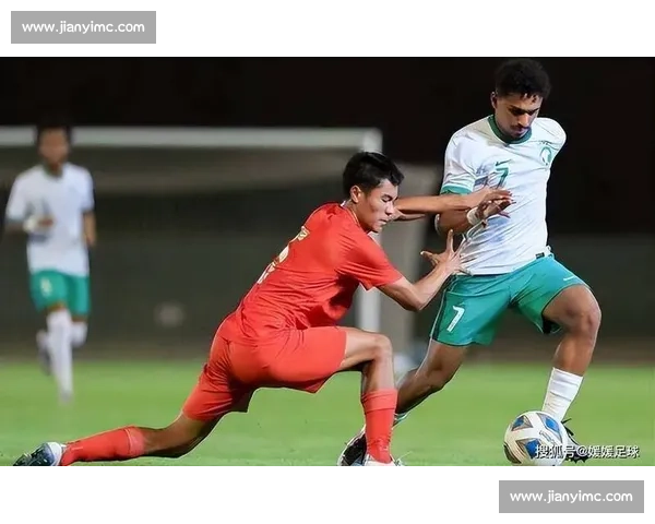 墨西哥 2-0 沙特晋级四强！维加破门 + 马杜乌龙锁定胜局