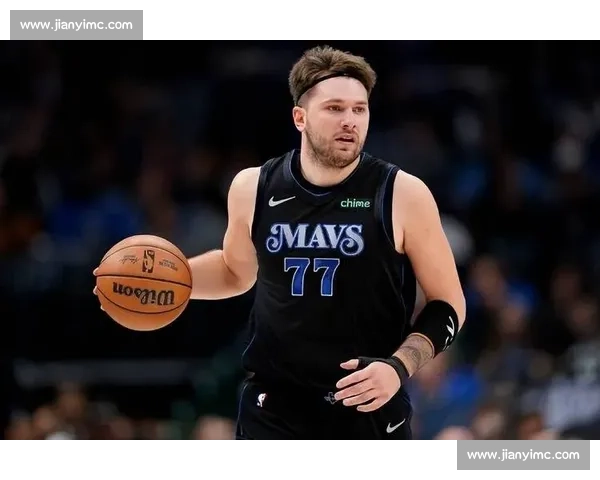 东契奇欧锦赛六连 25+ 跻身历史第三