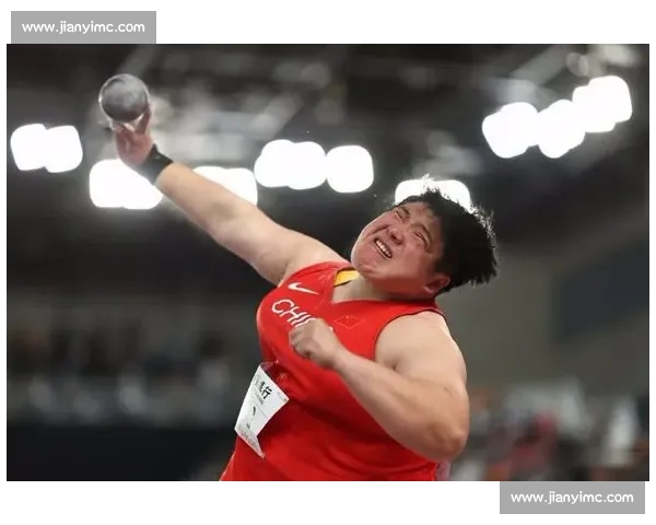 巩立姣 18 米 93 碾压夺冠，韦永丽雨战 11 秒 57 摘金