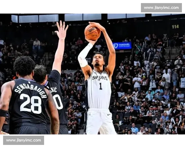 回放马刺对决爵士全场录像解析攻防博弈与关键瞬间精彩表现盘点集 回放马刺对决爵士全场录像解析攻防博弈与关键瞬间精彩表现盘点集